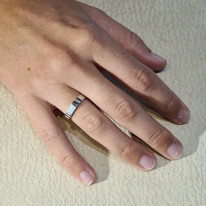 Bague opaline blanche "RO58.W"