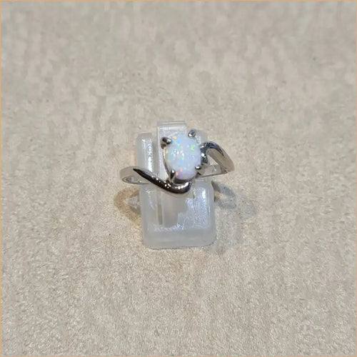 Bague opaline blanche "RO59.W"
