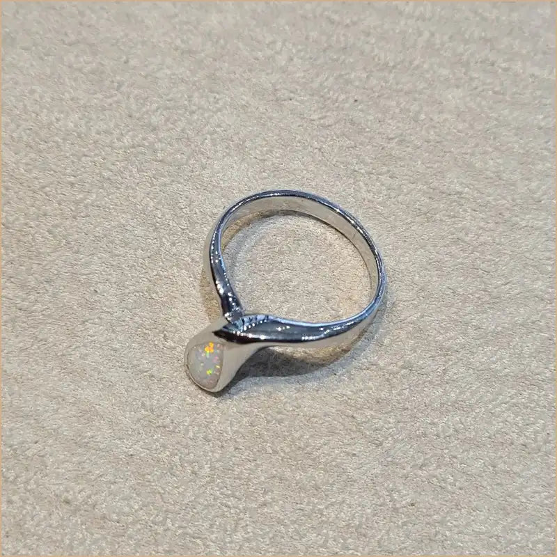 Bague opaline blanche "RO62.W"
