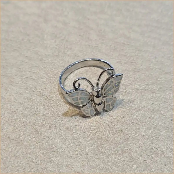 Bague opaline blanche "RO63.W"
