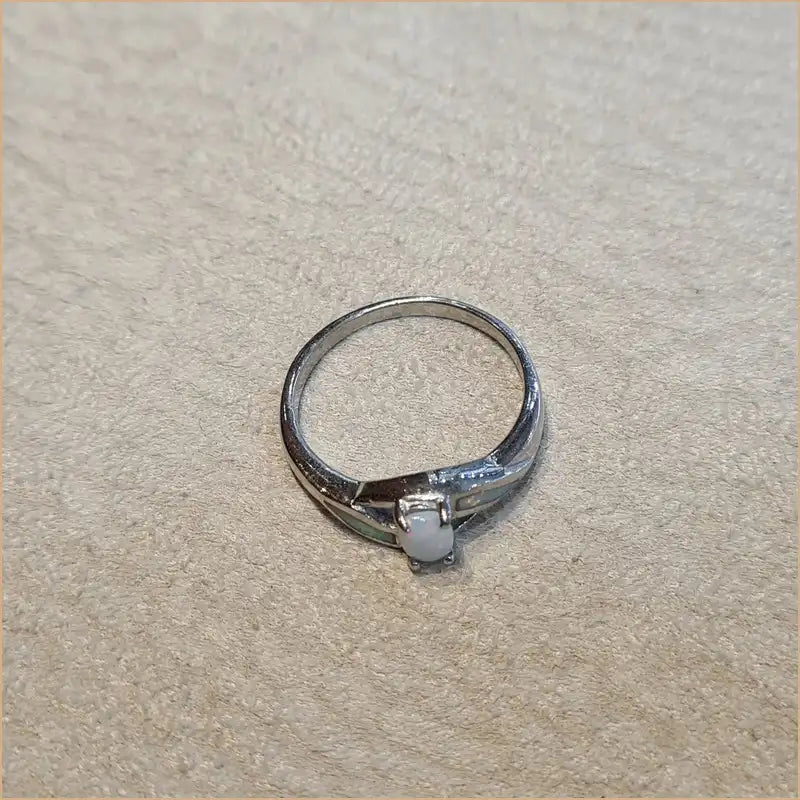 Bague opaline blanche "RO72.W"