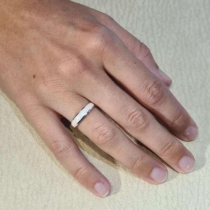 Bague opaline blanche "RO74.W"