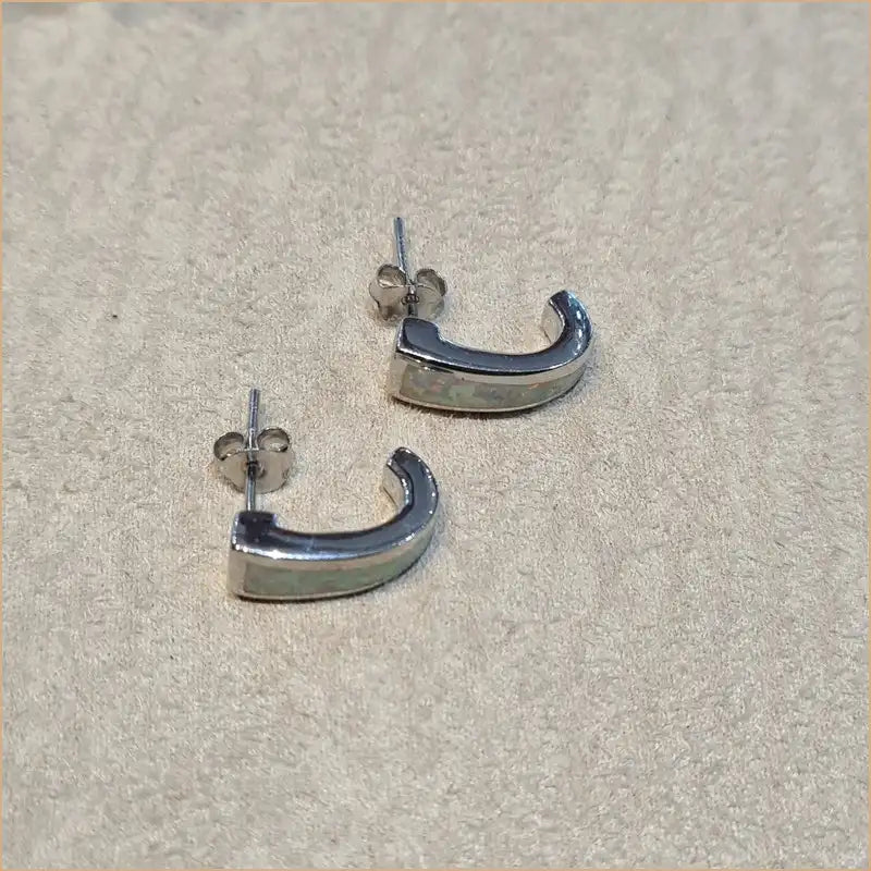 boucles d'oreilles opaline blanche "EO106.W"