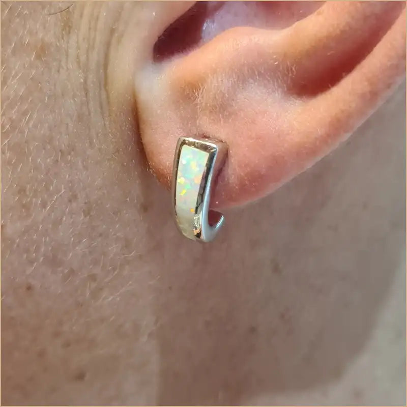 boucles d'oreilles opaline blanche "EO106.W"