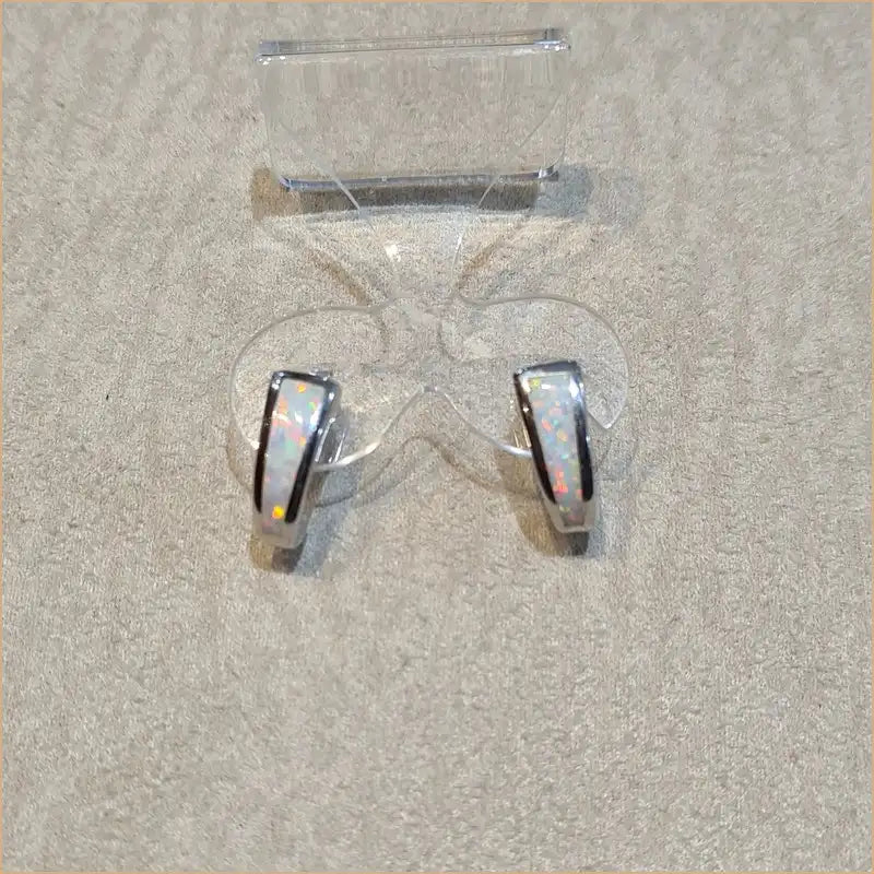 boucles d'oreilles opaline blanche "EO106.W"