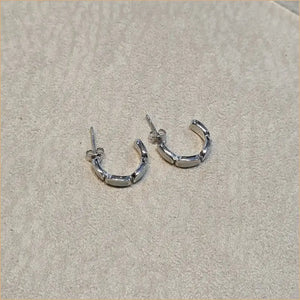 boucles d'oreilles opaline blanche "EO107.W"