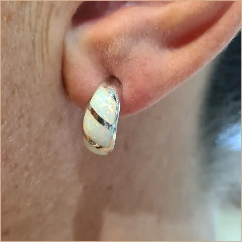 boucles d'oreilles opaline blanche "EO109.W"