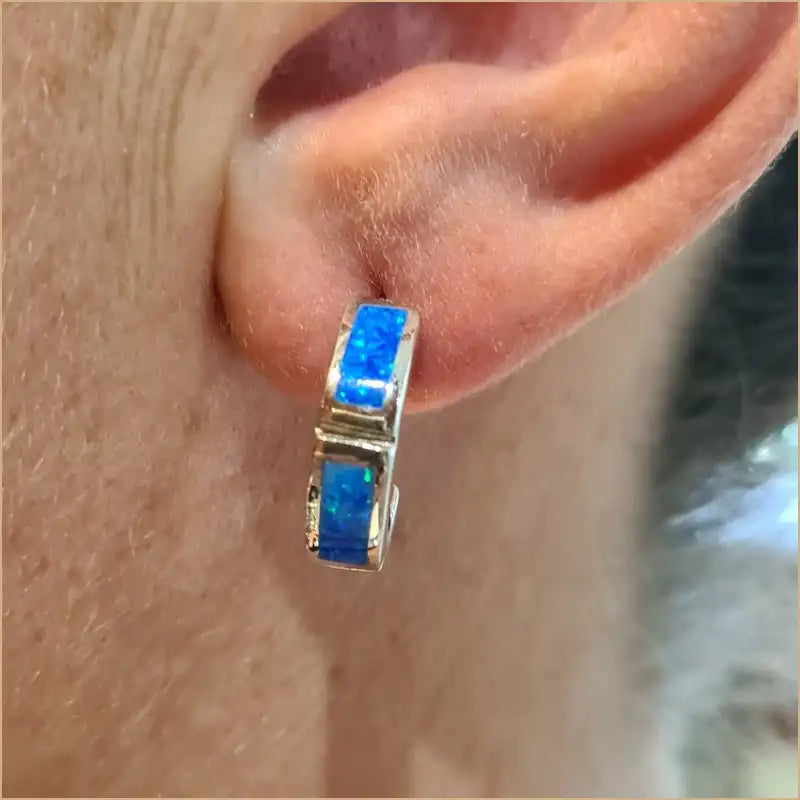 Boucles d'oreilles opaline bleue "EO110.B"