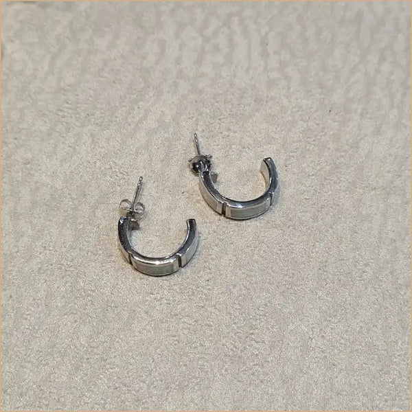 Boucles d'oreilles opaline blanche "EO110.W"