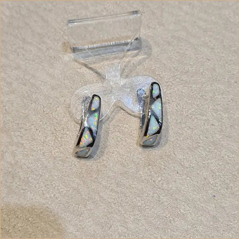 Boucles d'oreilles opaline blanche "EO114.W"
