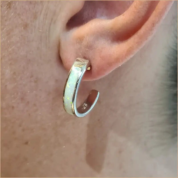 Boucles d'oreilles opaline blanche "EO117.W"
