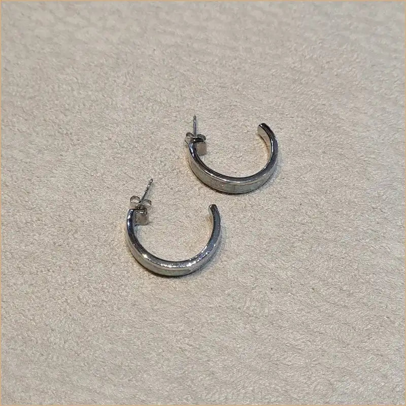 Boucles d'oreilles opaline blanche "EO117.W"