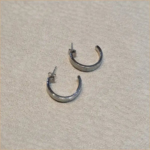 Boucles d'oreilles opaline blanche "EO117.W"