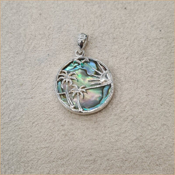 Pendentif recto verso gravé de palmiers en abalone “PN1079.A”