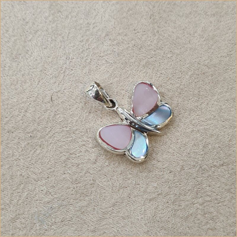 Pendentif papillon en nacre multicolore “PN1090.M”