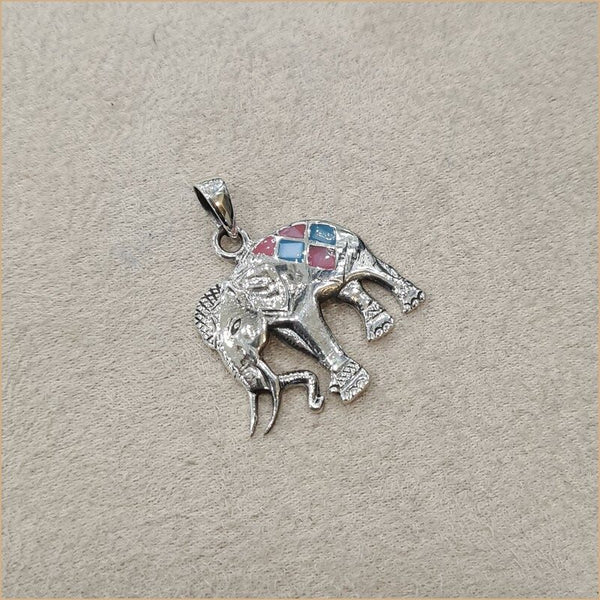 Pendentif éléphant en nacre multicolore “PN1091.M”