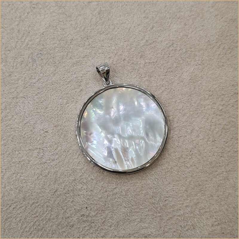 Pendentif recto verso en nacre blanche arbre de vie “PN1094.W”