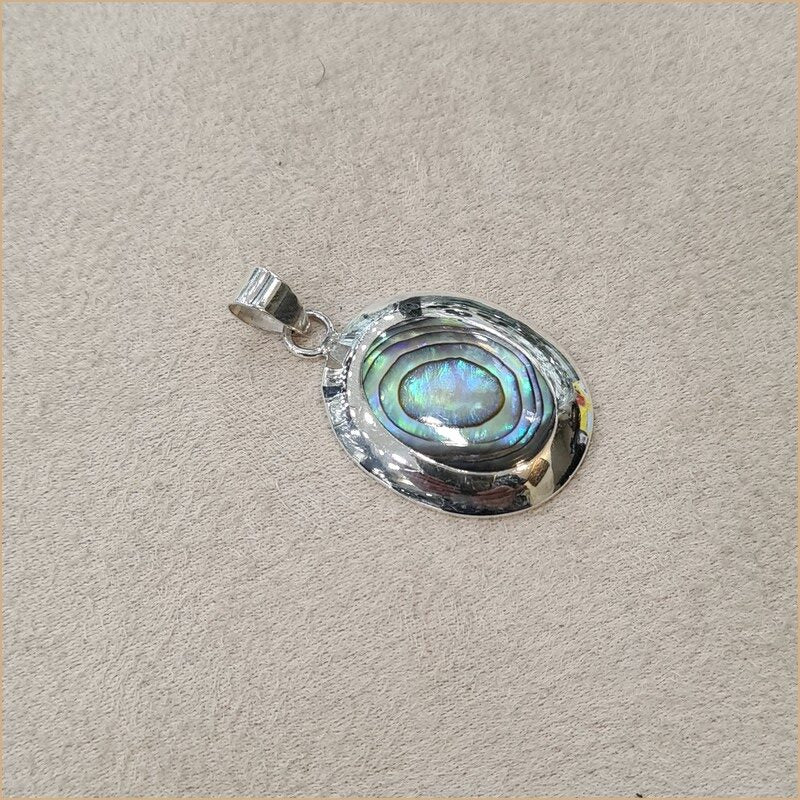 Pendentif ovale en abalone "PN1113.A"