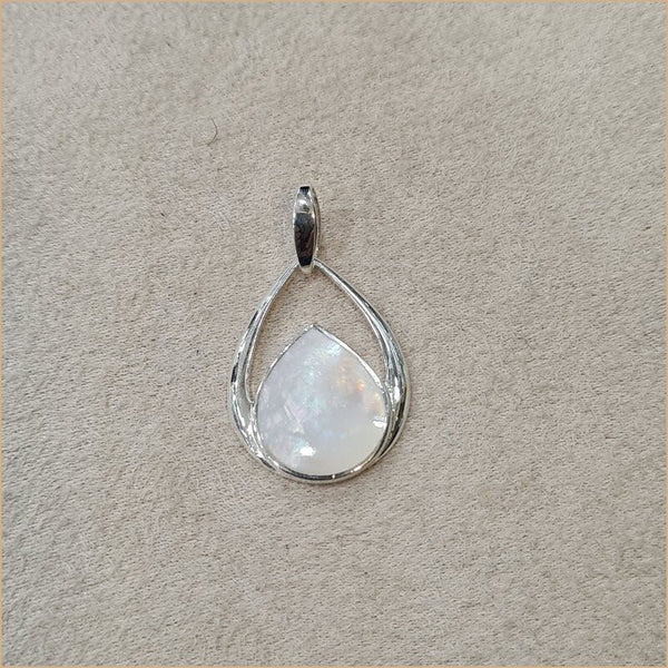 Pendentif en nacre blanche "PN1114.W"