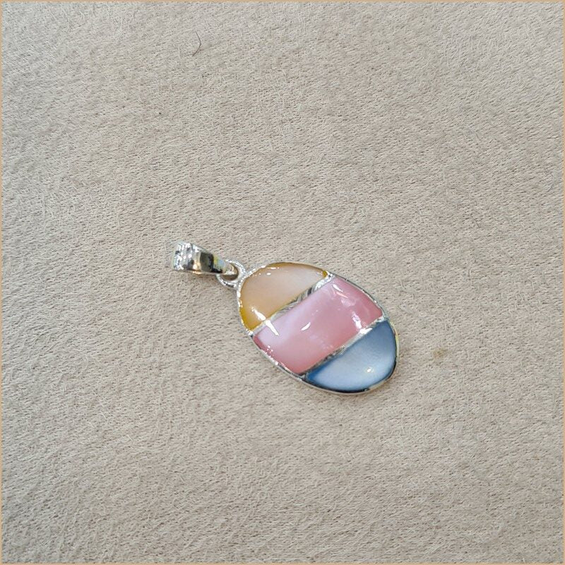Pendentif ovale en nacre multicolore "PN1118.M"
