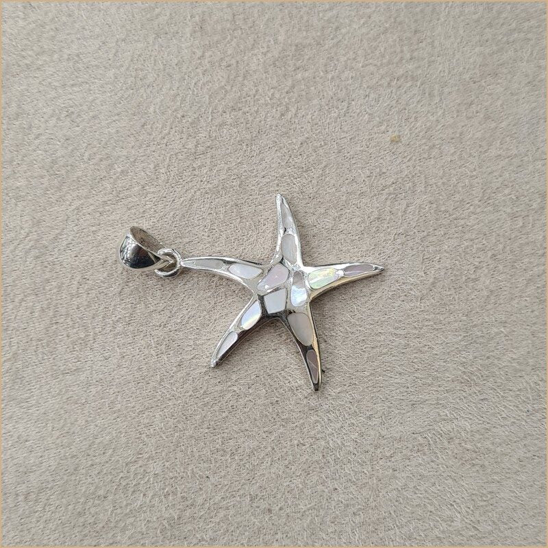 Pendentif étoile de mer en nacre blanche "PN1122.W"