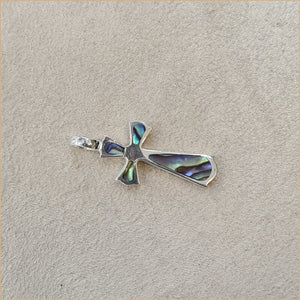Pendentif croix en abalone “PN1123.A”