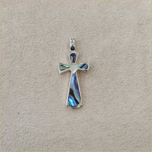 Pendentif croix en abalone “PN1123.A”