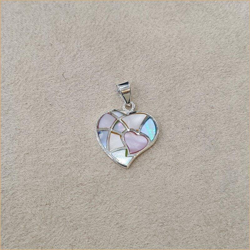 Pendentif coeur en nacre multicolore “PN1125.M”