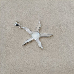Pendentif étoile en nacre blanche "PN1129.W"