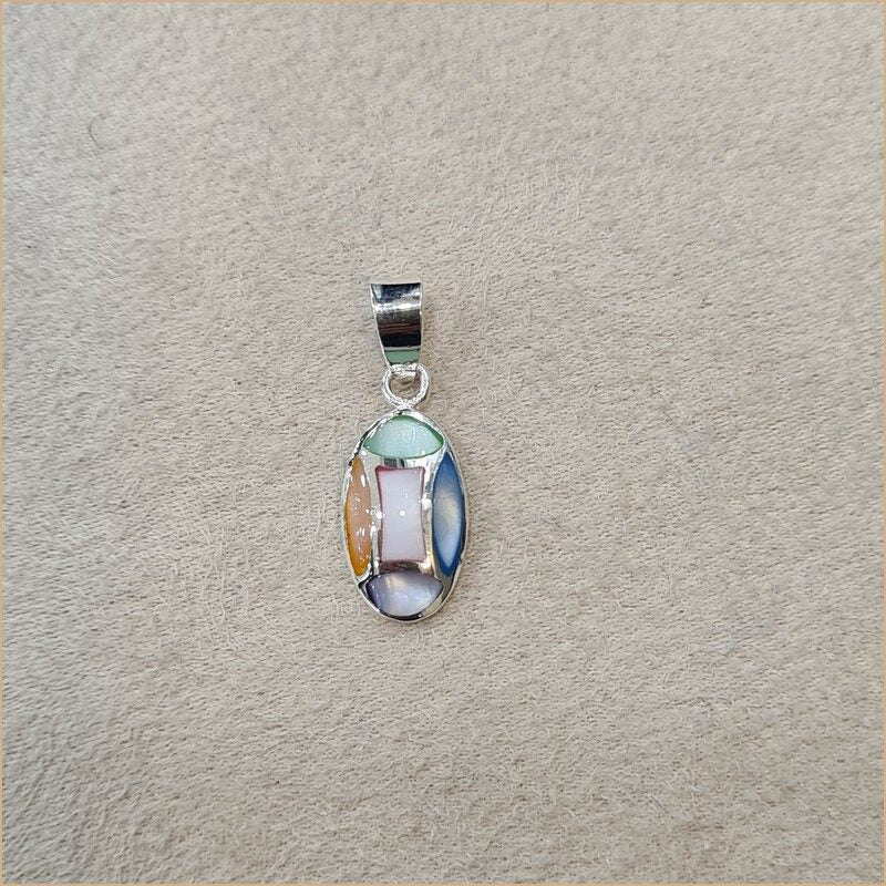 Pendentif ovale en nacre multicolore "PN1131.M"