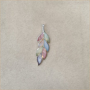 Pendentif plume en nacre multicolore "PN1133.M"