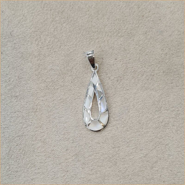 Pendentif en nacre blanche "PN1135.W"