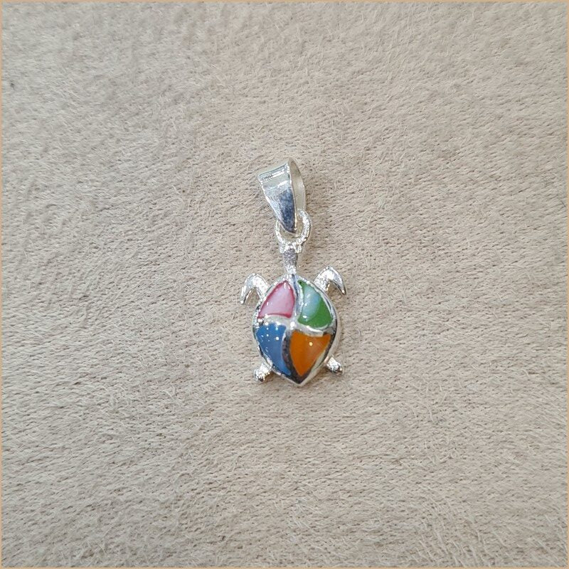 Pendentif petite tortue en nacre multicolore "PN1136.M"