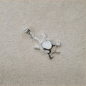 Pendentif tortue en nacre blanche "PN1138.W"