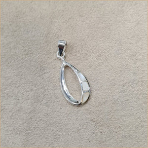 Pendentif en nacre blanche "PN1141.W"