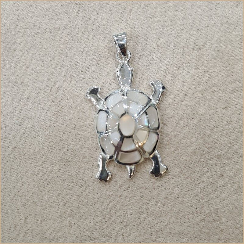 Pendentif tortue en nacre blanche "PN504.W"