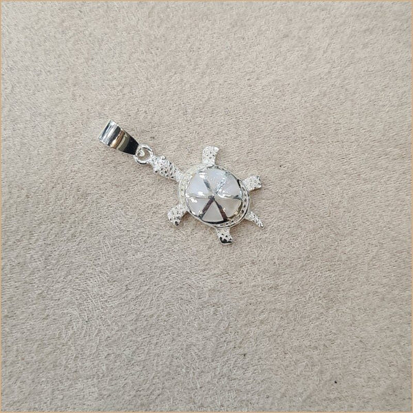 Pendentif tortue en nacre blanche "PN505.W"